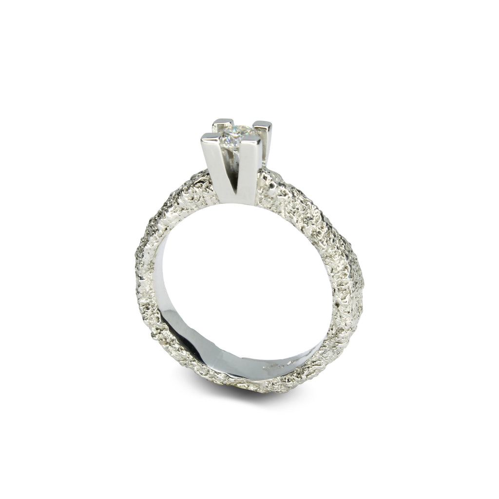 Anello Moissanite