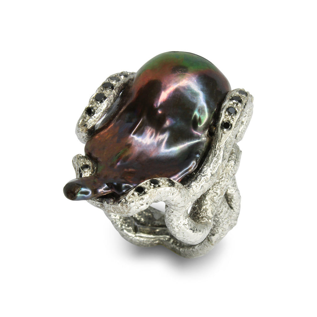 Anello Perla Barocca e Diamanti Neri